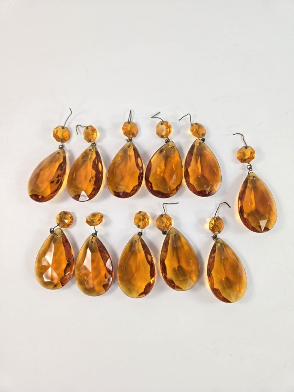 Hollywood Regency Vintage Chandelier Lamp Prisms Glass Teardrop Golden Orange